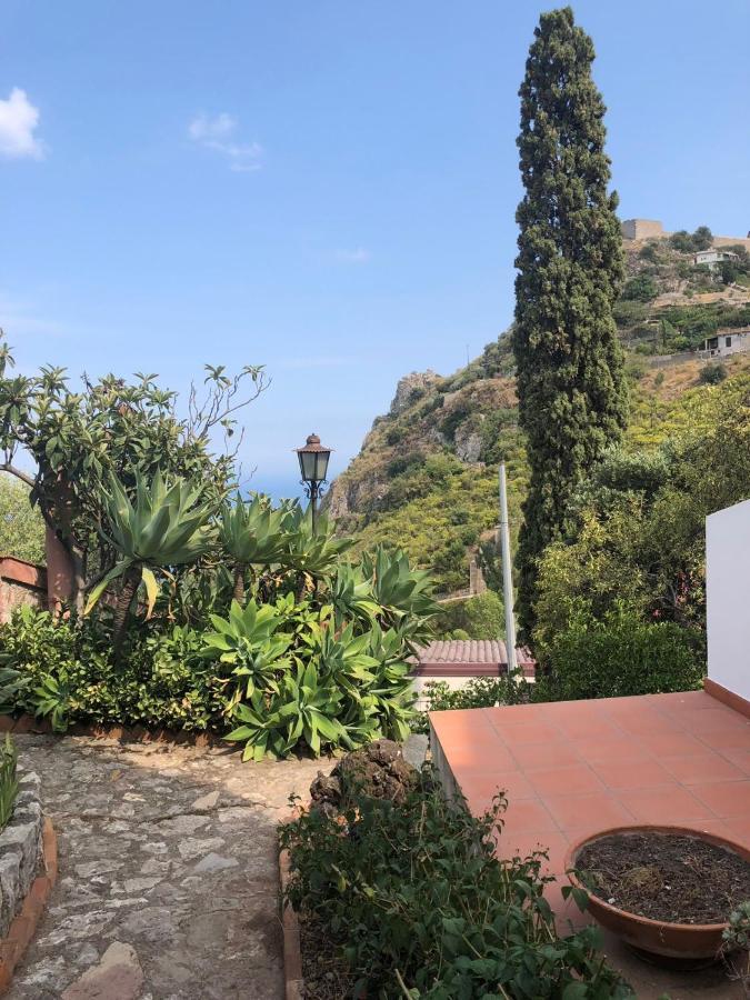 Luxury Suite Terrazze E Vista Mare Taormina Exterior photo